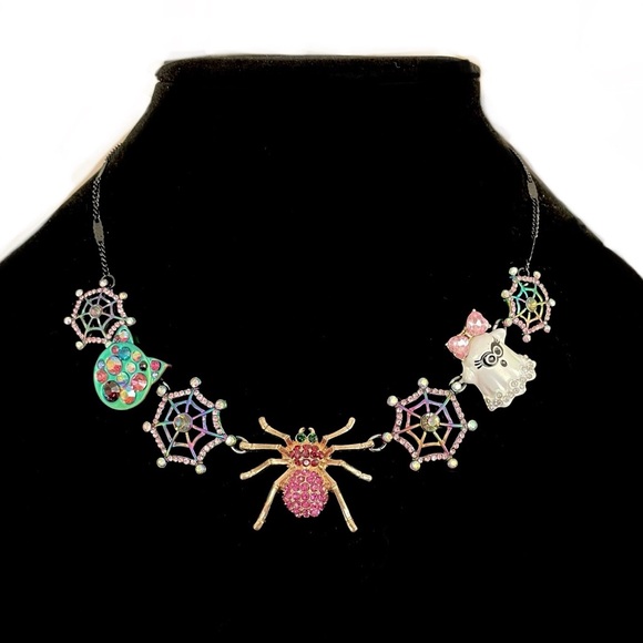 Betsey Johnson Jewelry - 🌀 Betsey Johnson “And Boo To You” Spider Necklace